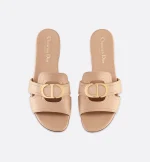 30 Montaigne Slide - Image 4